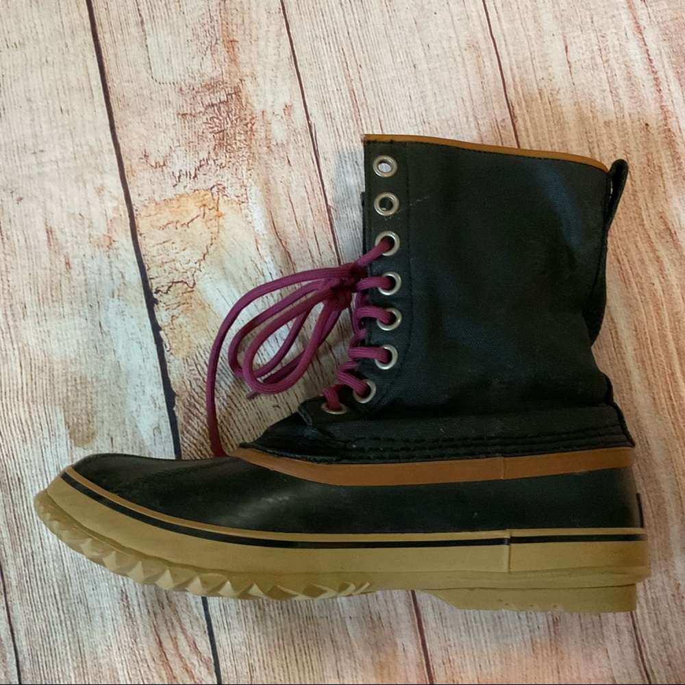 Sorel Black and Tan Winter Boots